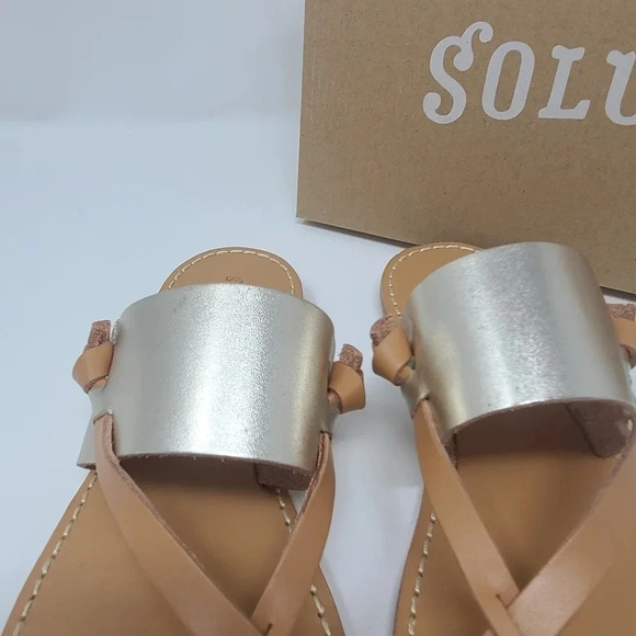 New Soludos Leather Platinum Sandals 7 - Picture 6 of 8
